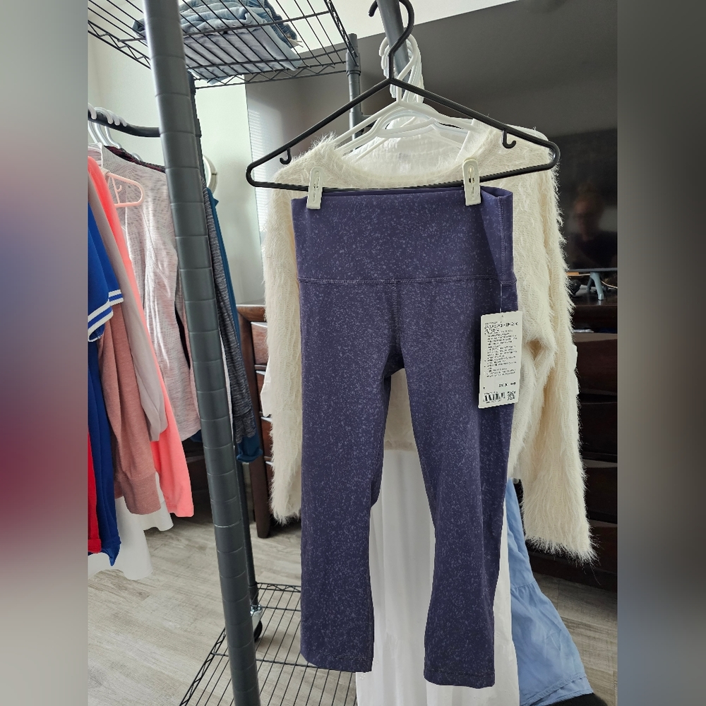 Lululemon Wunder Under HR Crop 21"